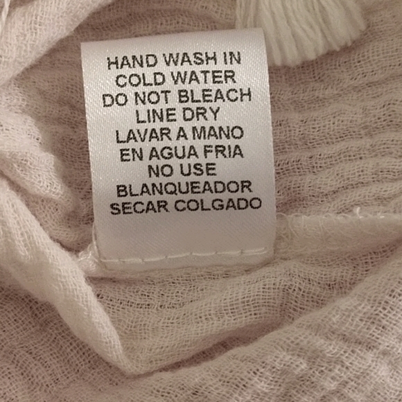 Entro gauzy, lace tassel top, 100% cotton. - Picture 5 of 5